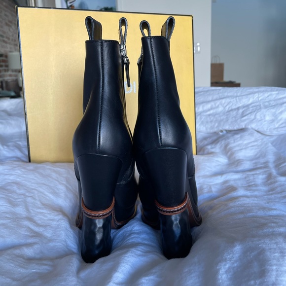 RARE Fendi Tronchetto Cavallino + Vit Opaco Boots - Picture 5 of 11